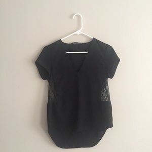Small Zara top with lace details